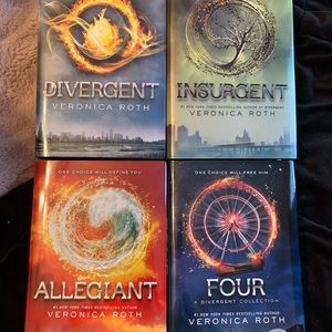 Divergent book series